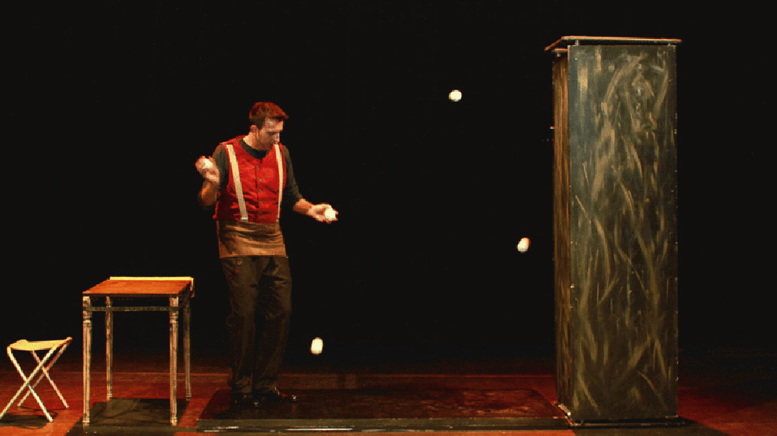 Morcenx | Spectacle de jonglerie burlesque "Tuiles"